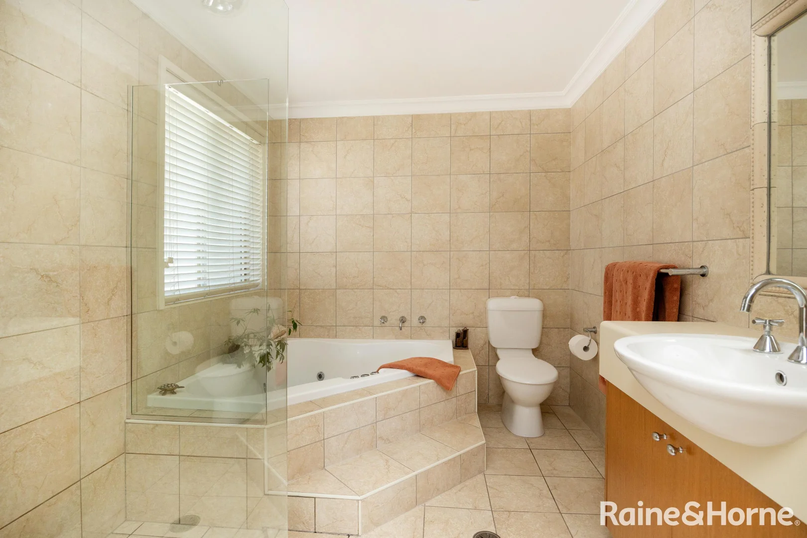 Additional image 16 of 27 Seaview Street, Mollymook NSW 2539