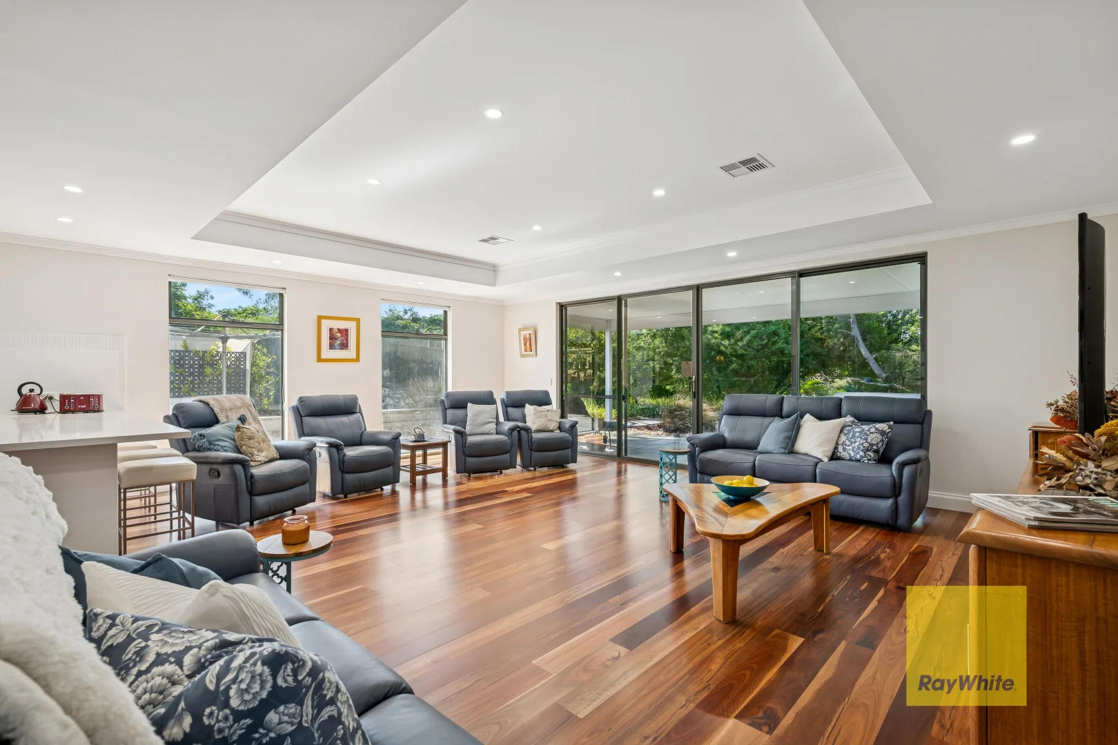 Additional image 14 of 24 Gunbar Way, Kalamunda WA 6076