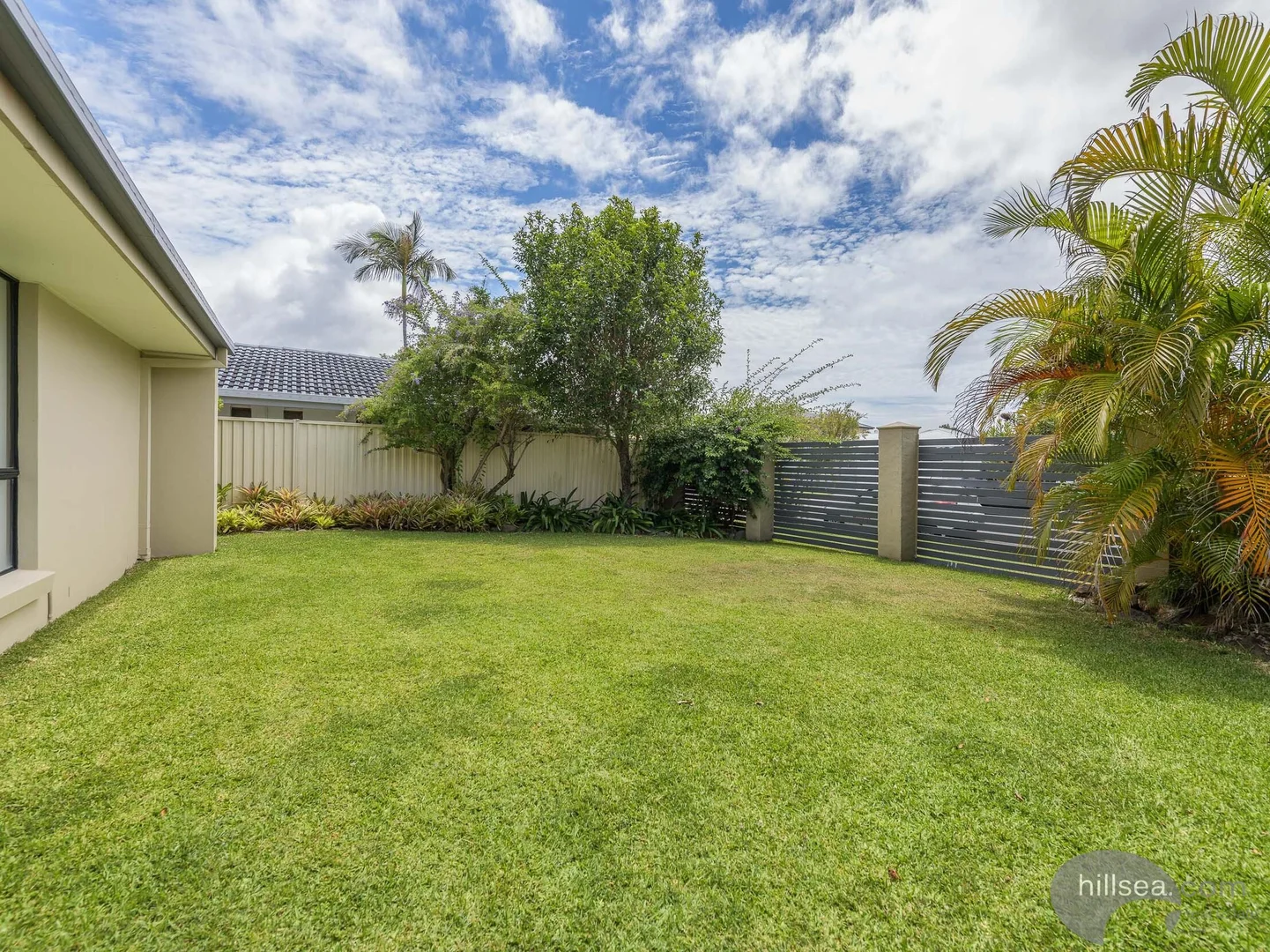 Additional image 25 of 8 Namatjira Street, Paradise Point QLD 4216