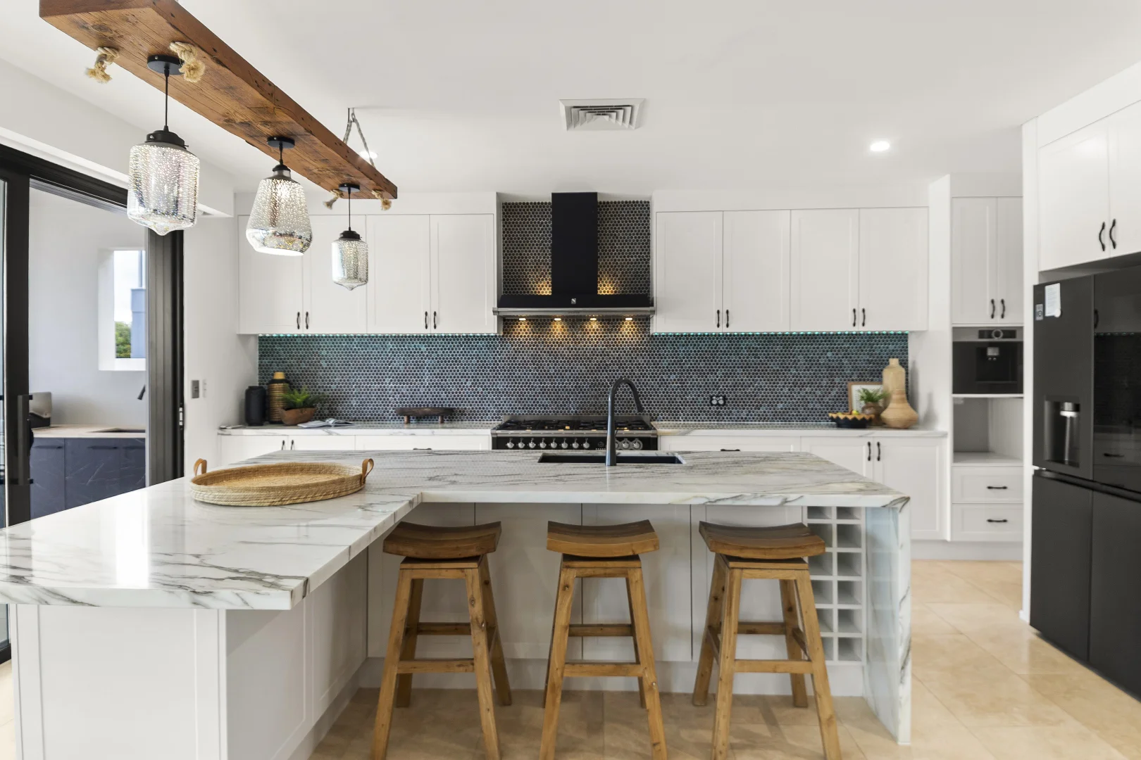 Additional image 6 of 11 Gretel Drive, Mermaid Waters QLD 4218