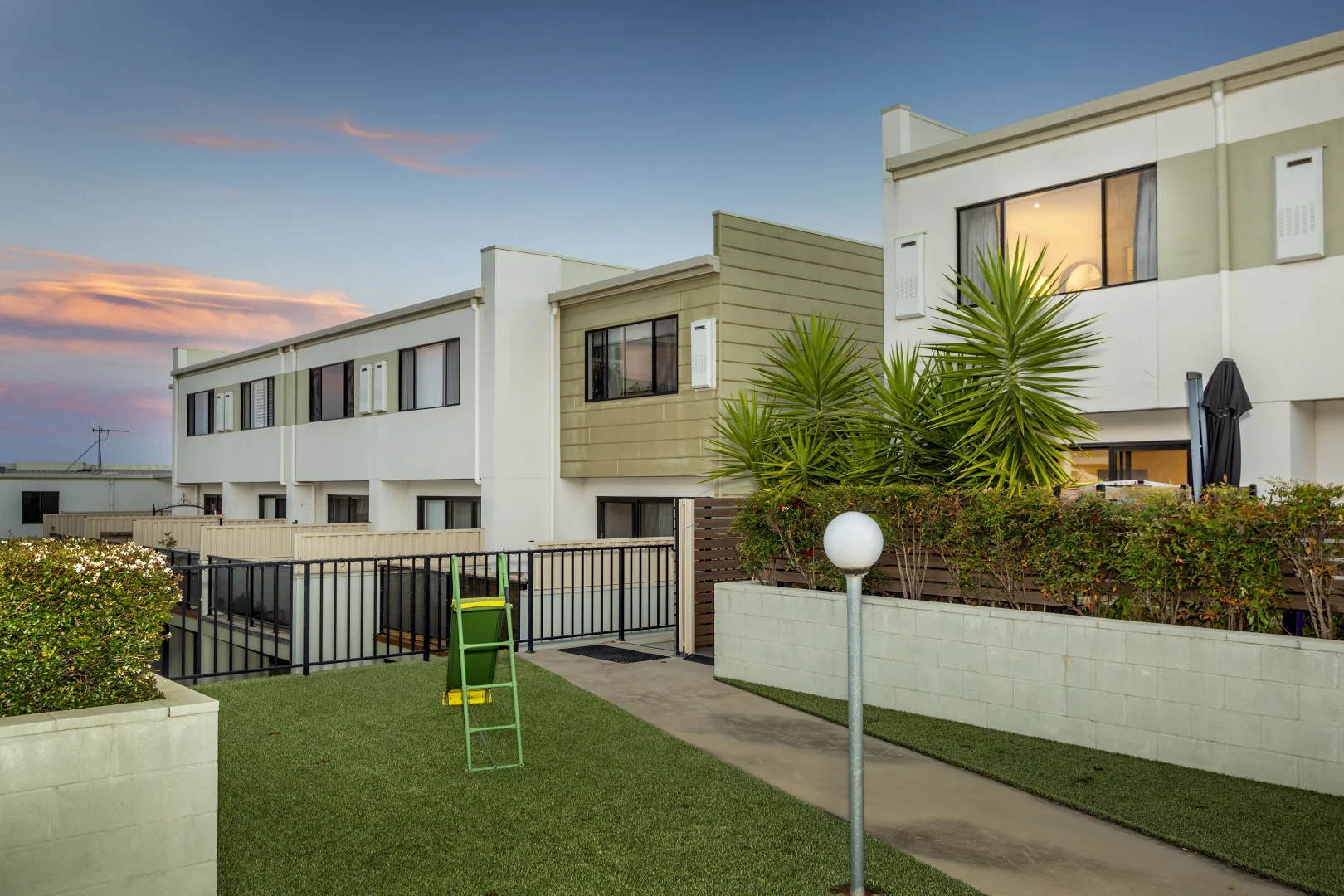 Additional image 17 of 9/50 Whitrod Avenue, Casey ACT 2913