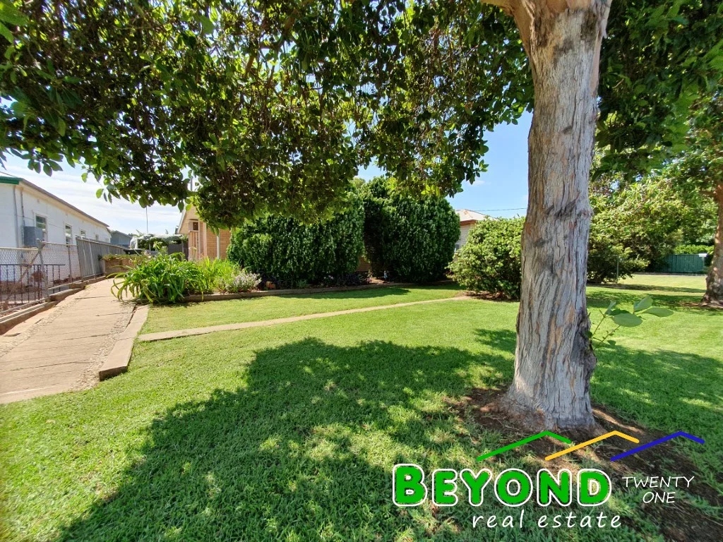 6 Strickland Street, Gilgandra NSW 2827