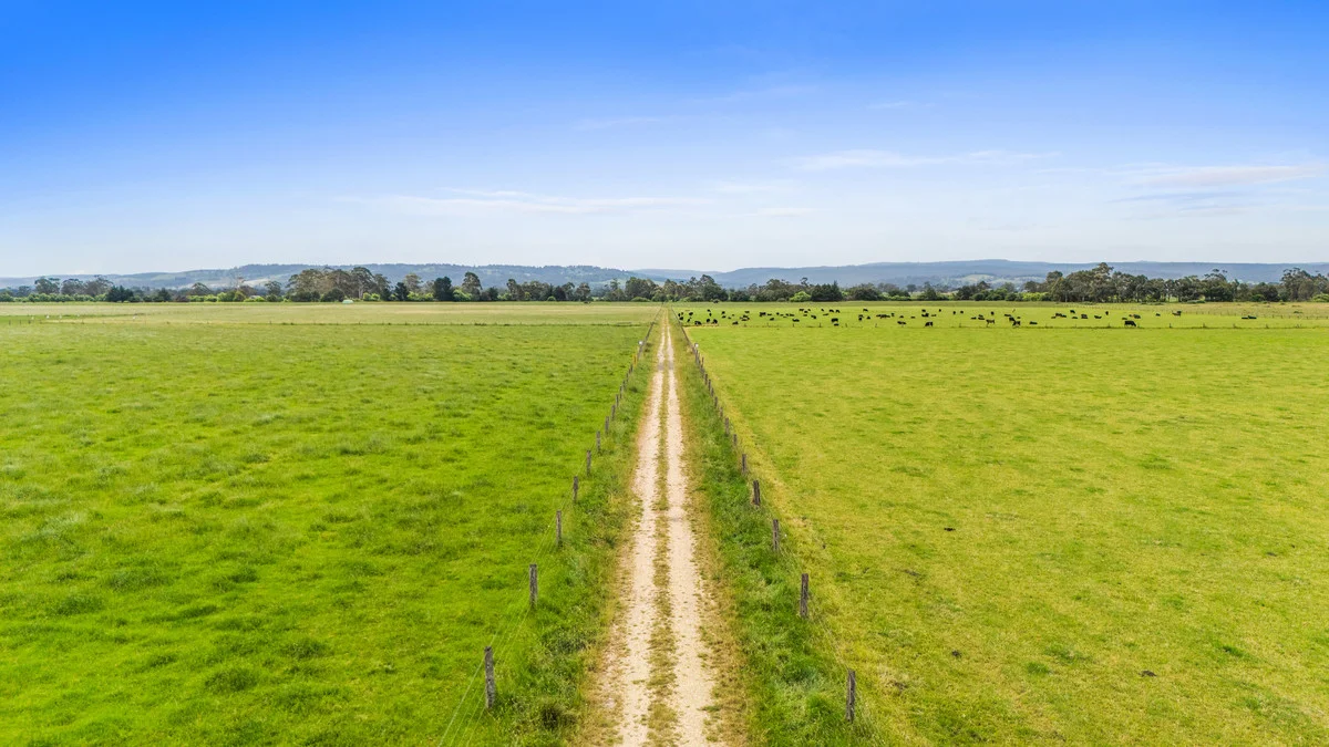 Additional image 2 of 150 + 220 Marshalls Road, Traralgon VIC 3844