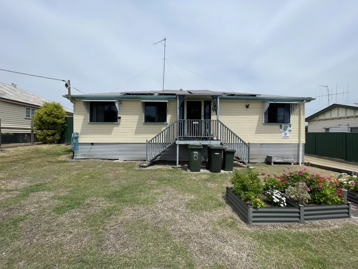 8 Bell Street, Monto QLD 4630