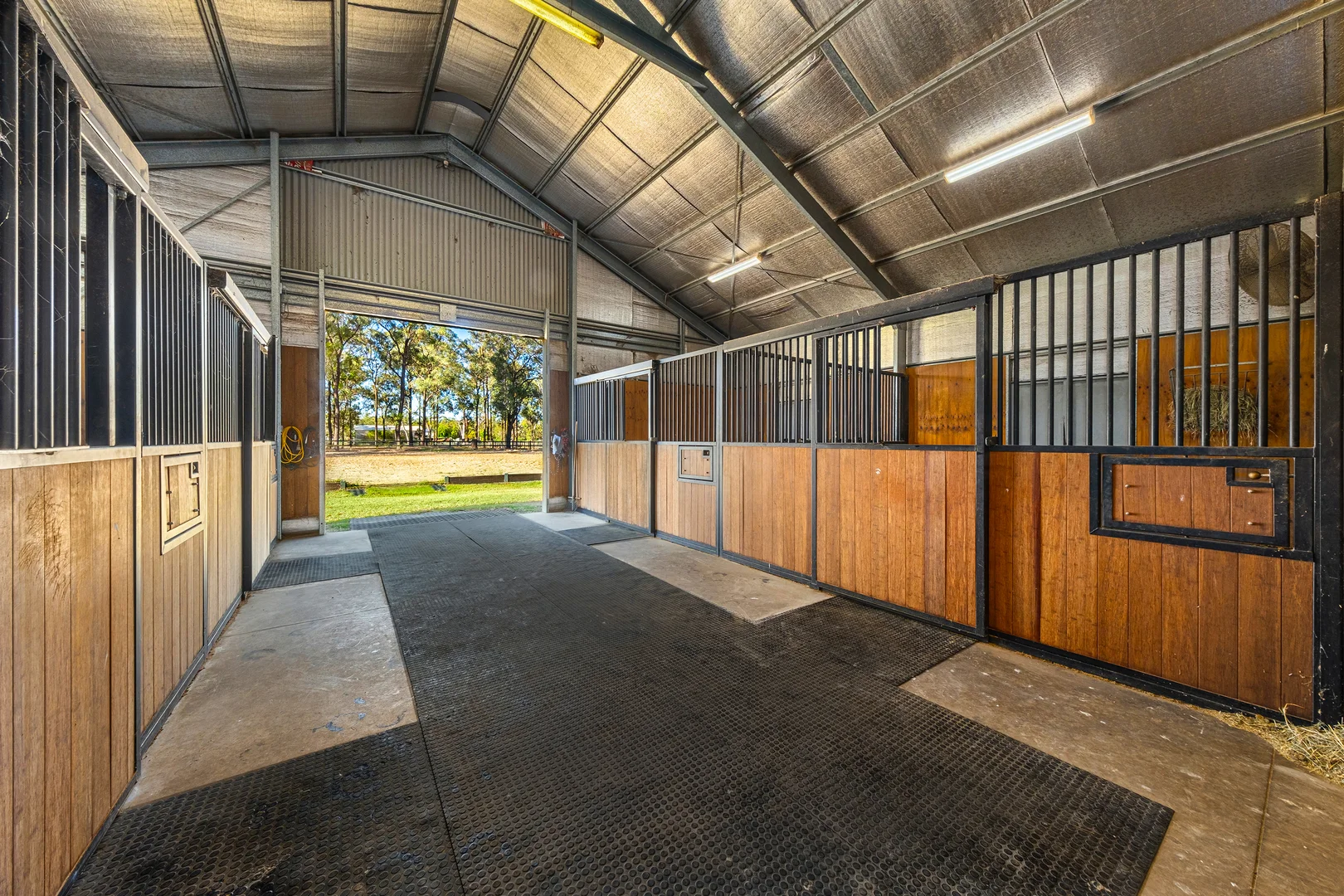 Additional image 5 of 369-375 Hinxman Road, Castlereagh NSW 2749