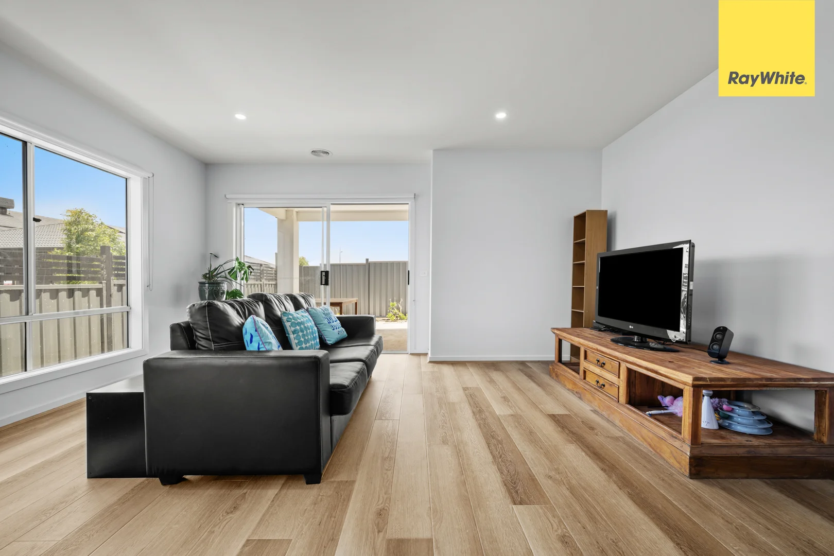 Additional image 11 of 19 Cyad Way, Manor Lakes VIC 3024