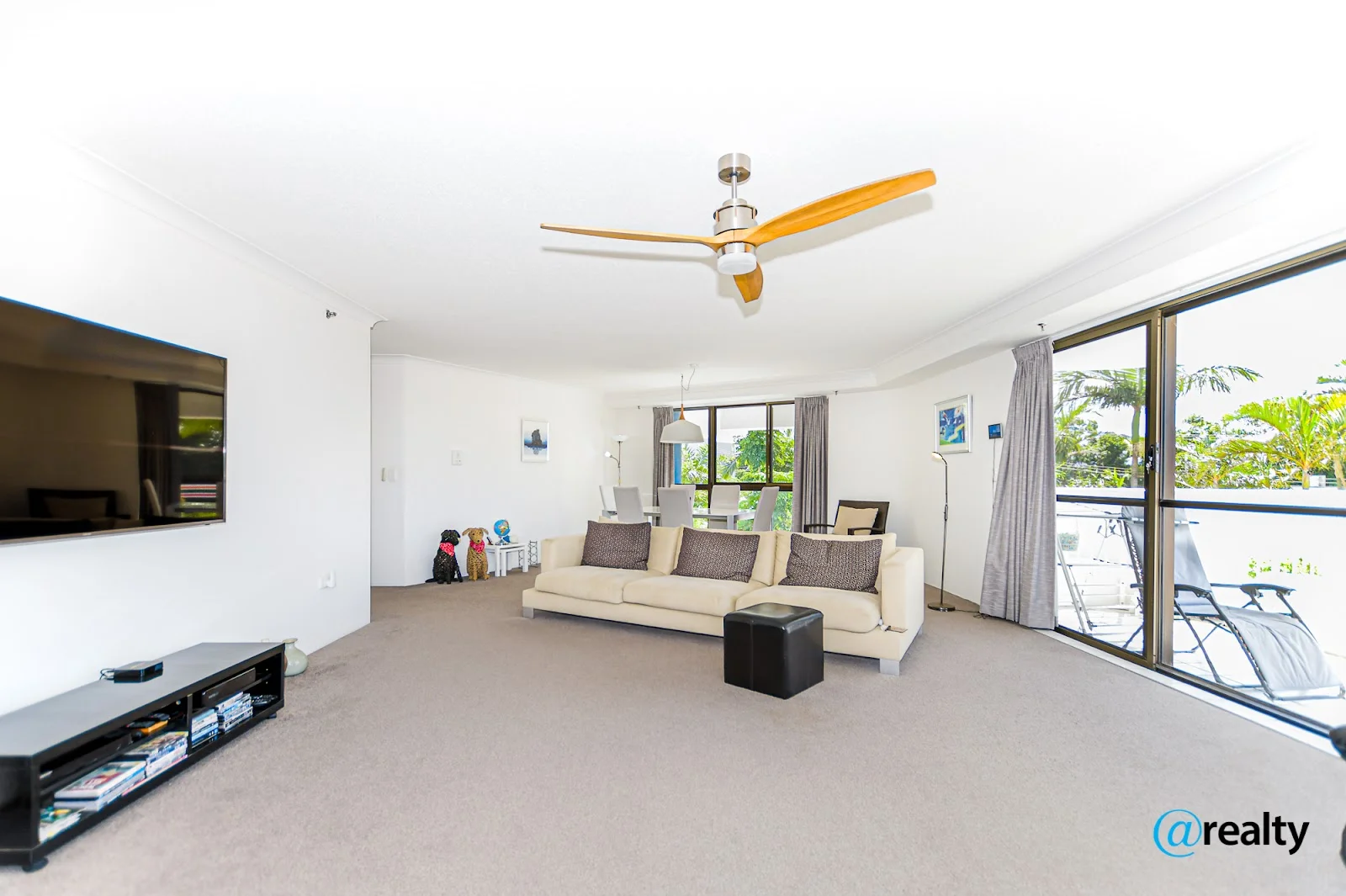 Additional image 3 of unit 4/21 Bayview Street, Runaway Bay QLD 4216