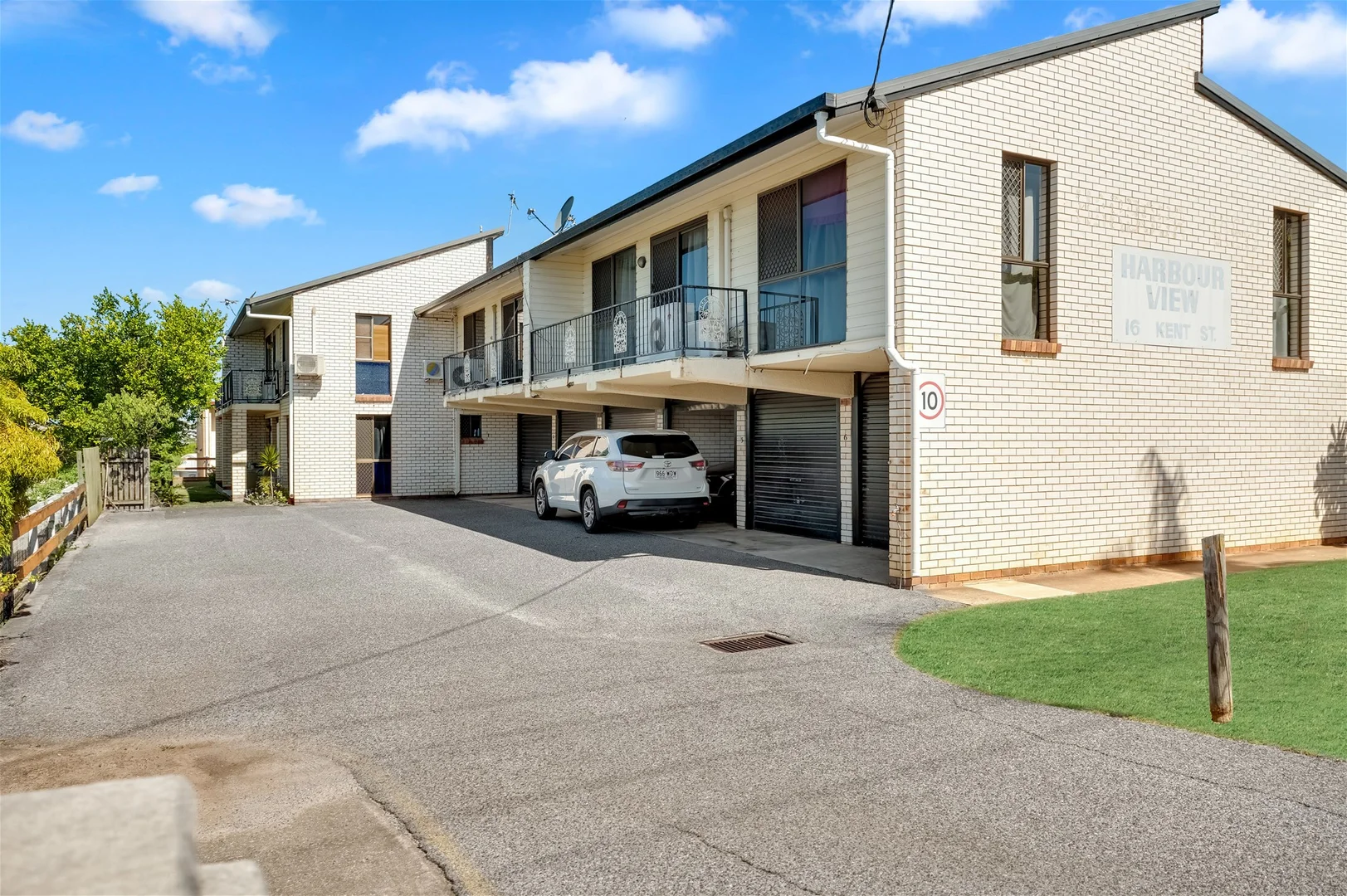 Additional image 11 of 4/16 Kent Street, West Gladstone QLD 4680