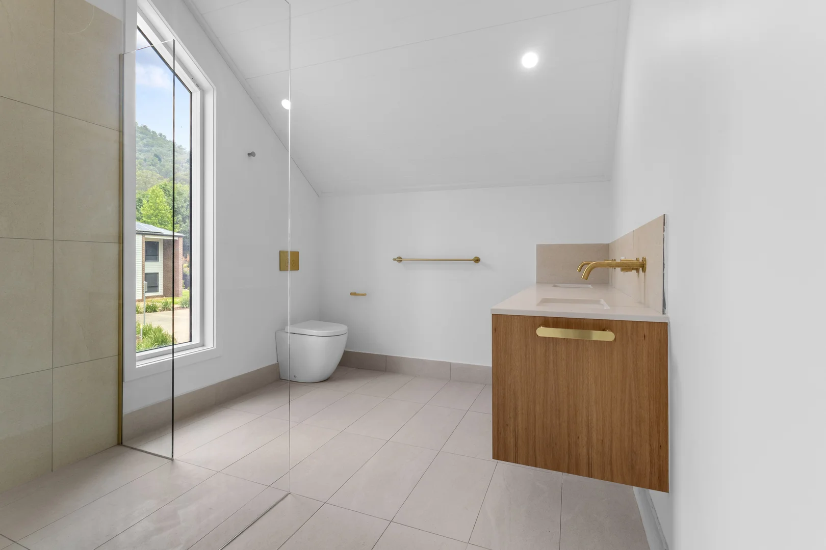 Additional image 16 of 2 Manning Place, Bright VIC 3741