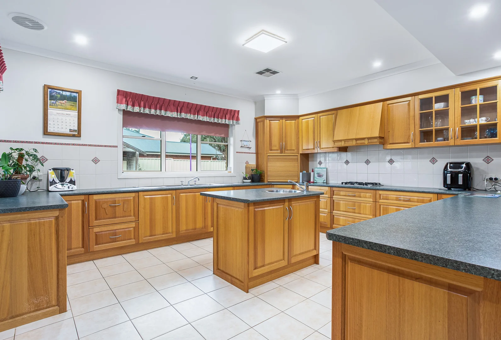 Additional image 10 of 2-4 Miamba Close, Penola SA 5277