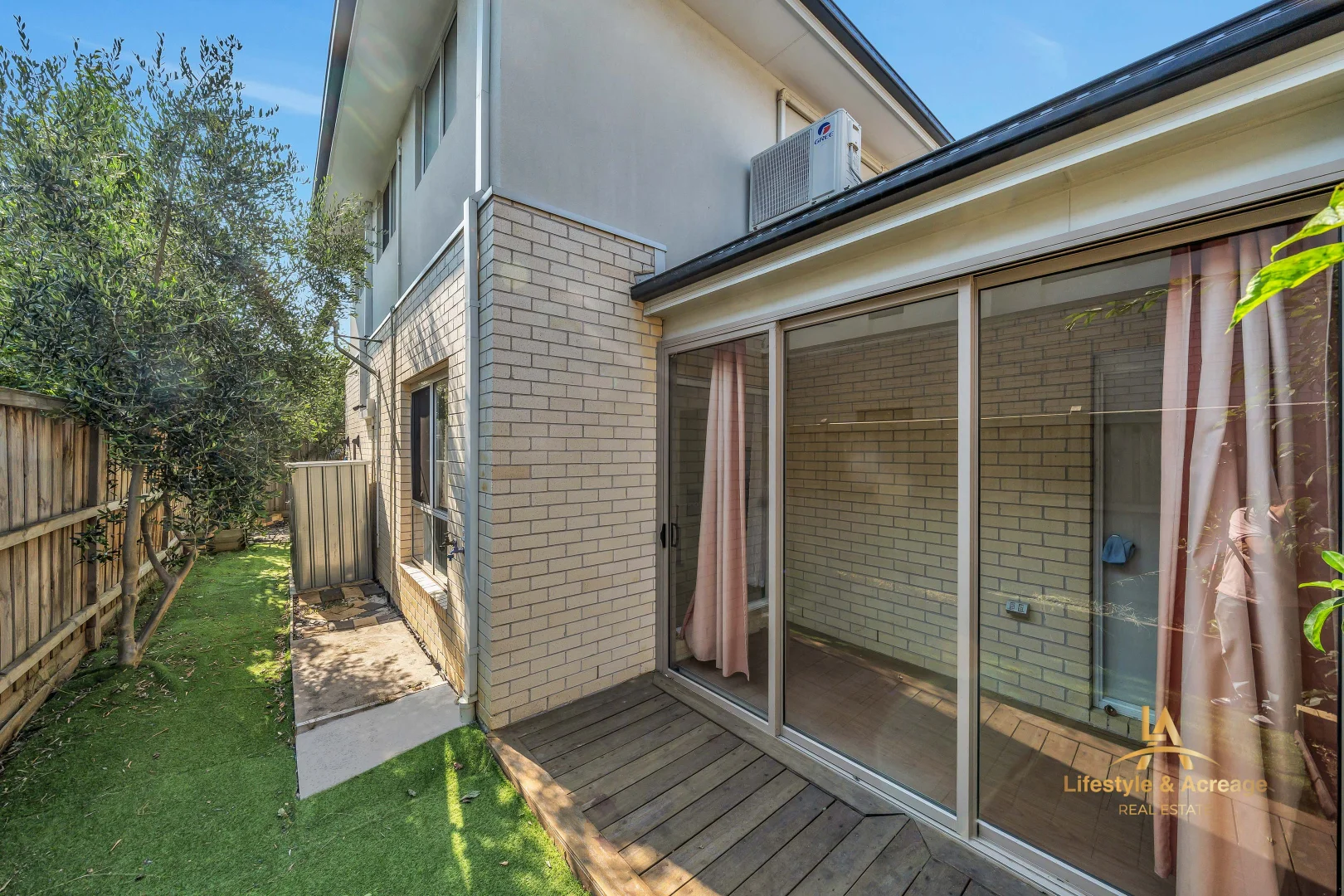 Additional image 12 of 12 Madeira Drive, Clyde North VIC 3978