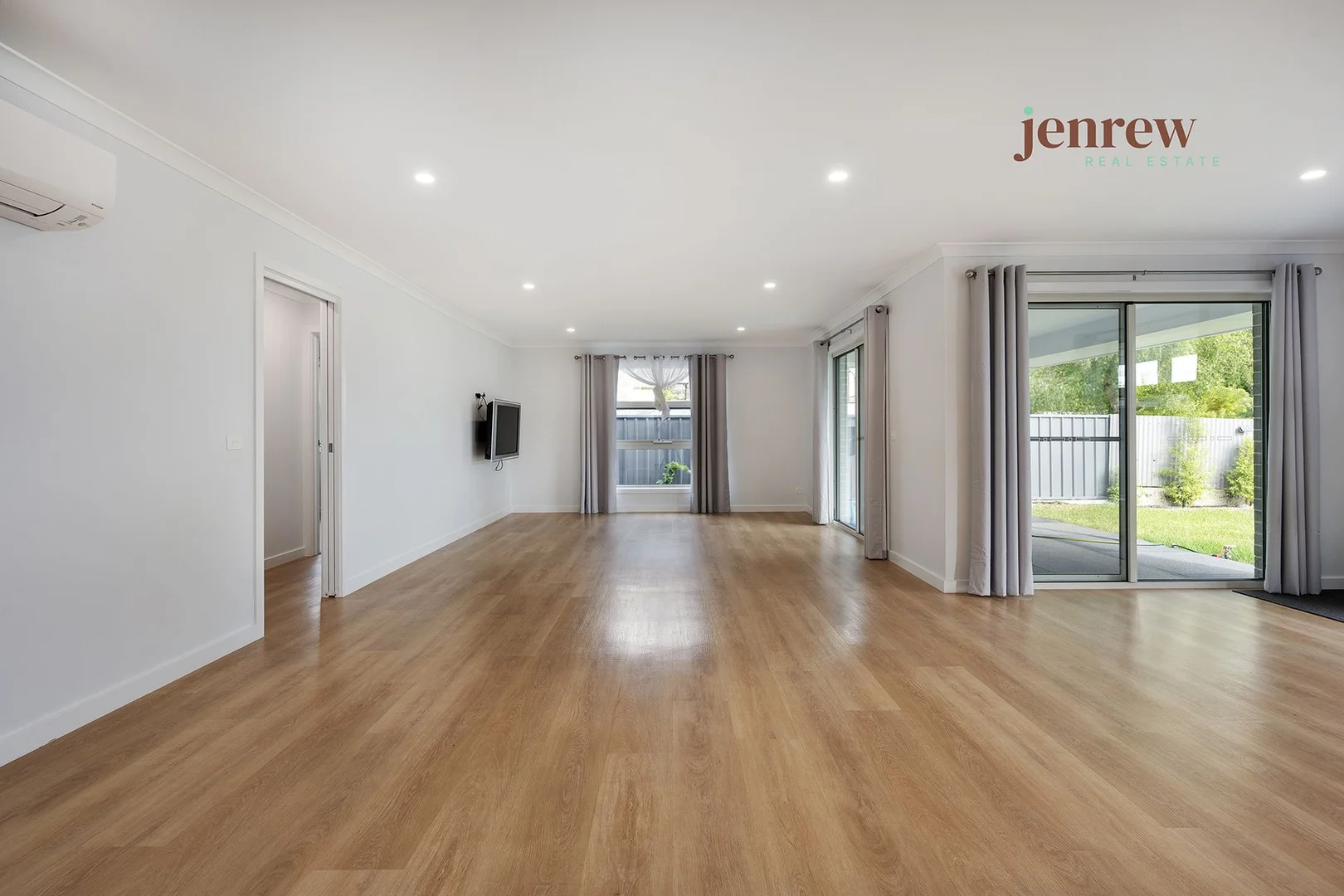 Additional image 4 of 2/4 Griffin Place, Sulphur Creek TAS 7316