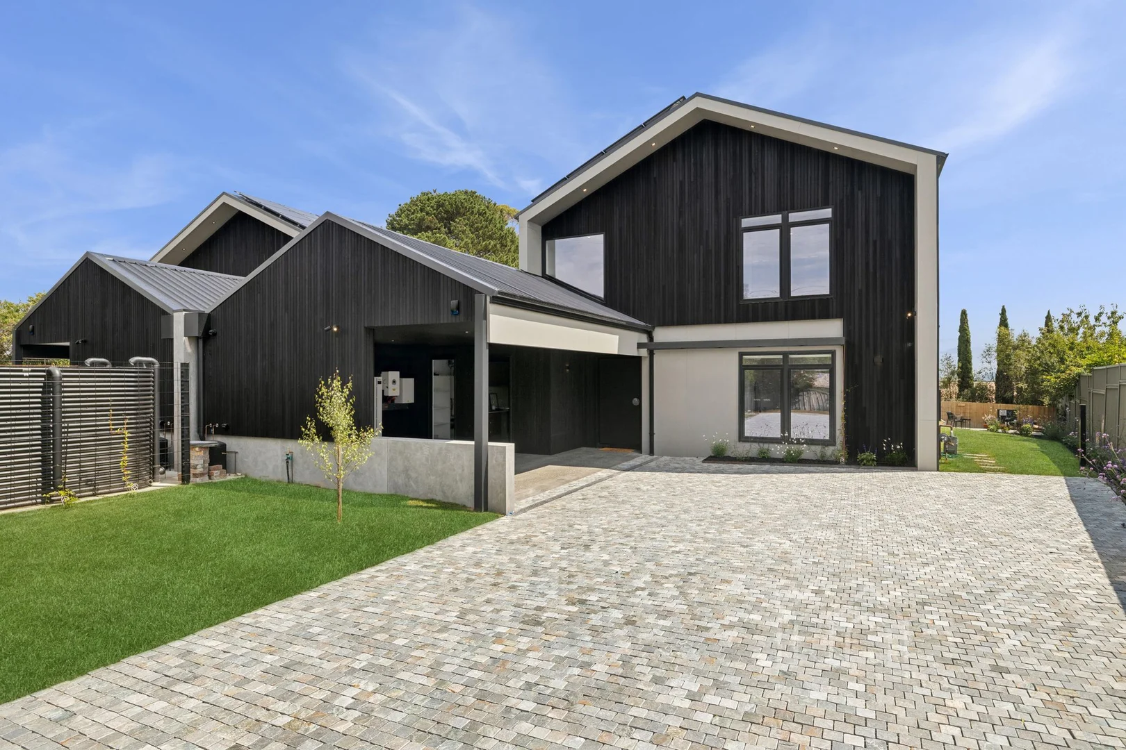 Additional image 2 of 121 Raglan Street, Daylesford VIC 3460