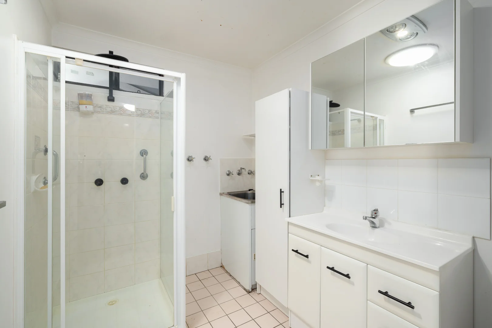 Additional image 5 of M3/160 The Round Drive, Avoca Beach NSW 2251