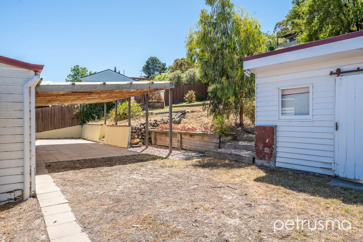 Additional image 22 of 86 Karoola Road, Lindisfarne TAS 7015