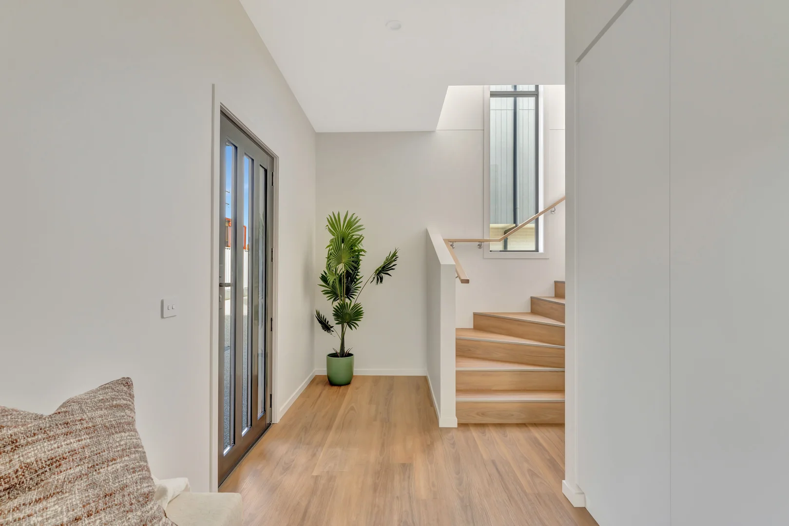 Additional image 3 of 2/136 Nixon Street, Devonport TAS 7310