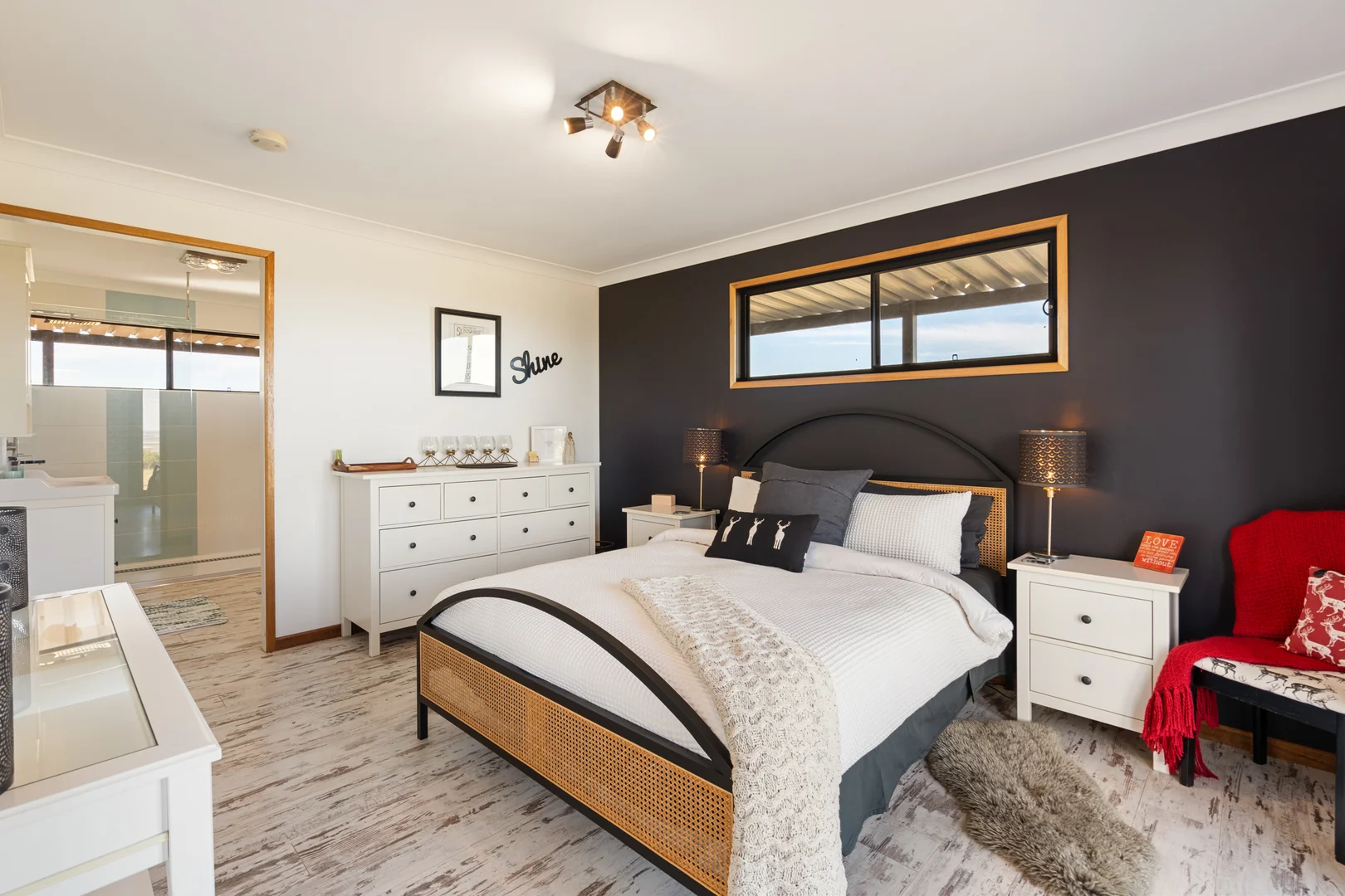 Additional image 10 of 'Figtree Country Retreat' - 70 Petersen Road, Irongate QLD 4356