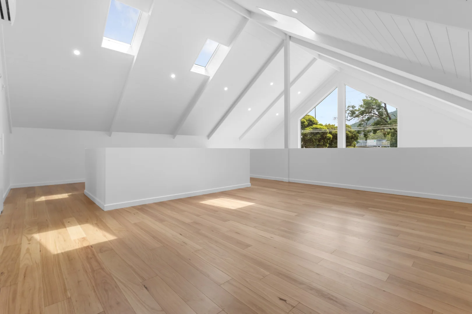 Additional image 11 of 2 Manning Place, Bright VIC 3741