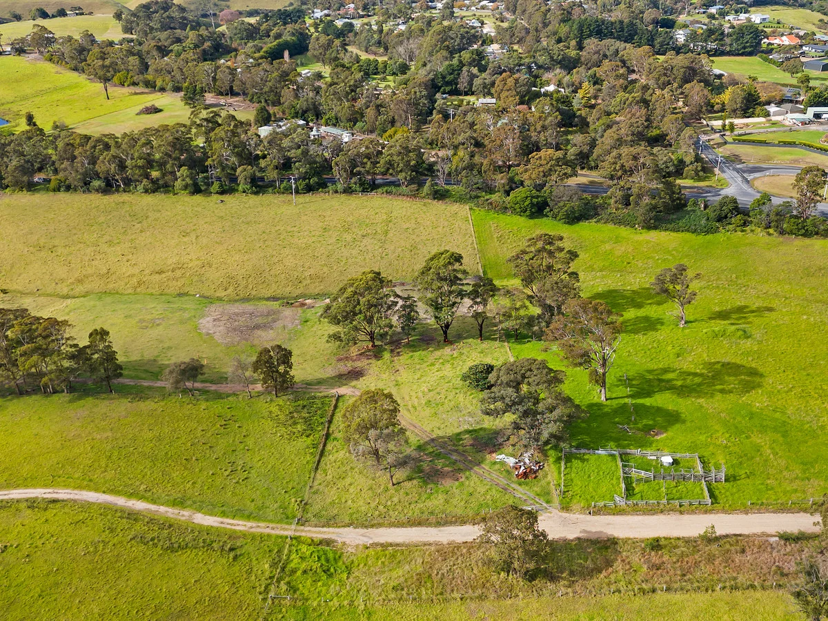 Additional image 9 of 1/20 Weekes Road, Lakes Entrance VIC 3909