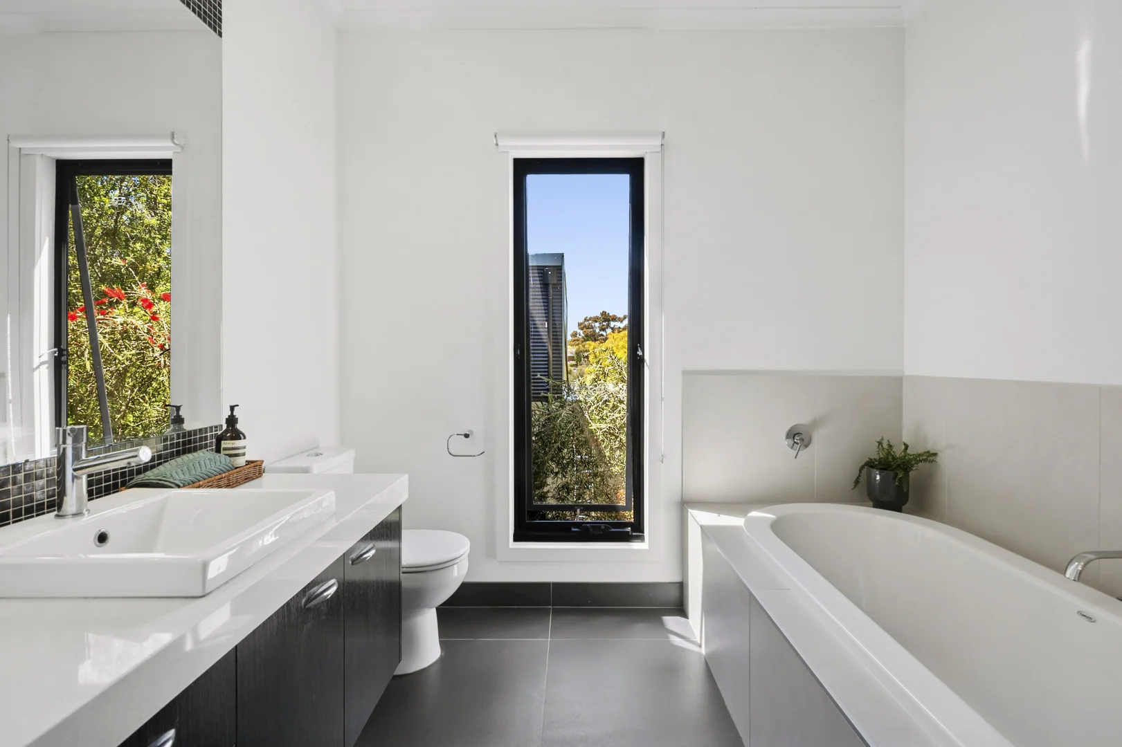 Additional image 11 of 96-98 Rivergum Drive, Highton VIC 3216