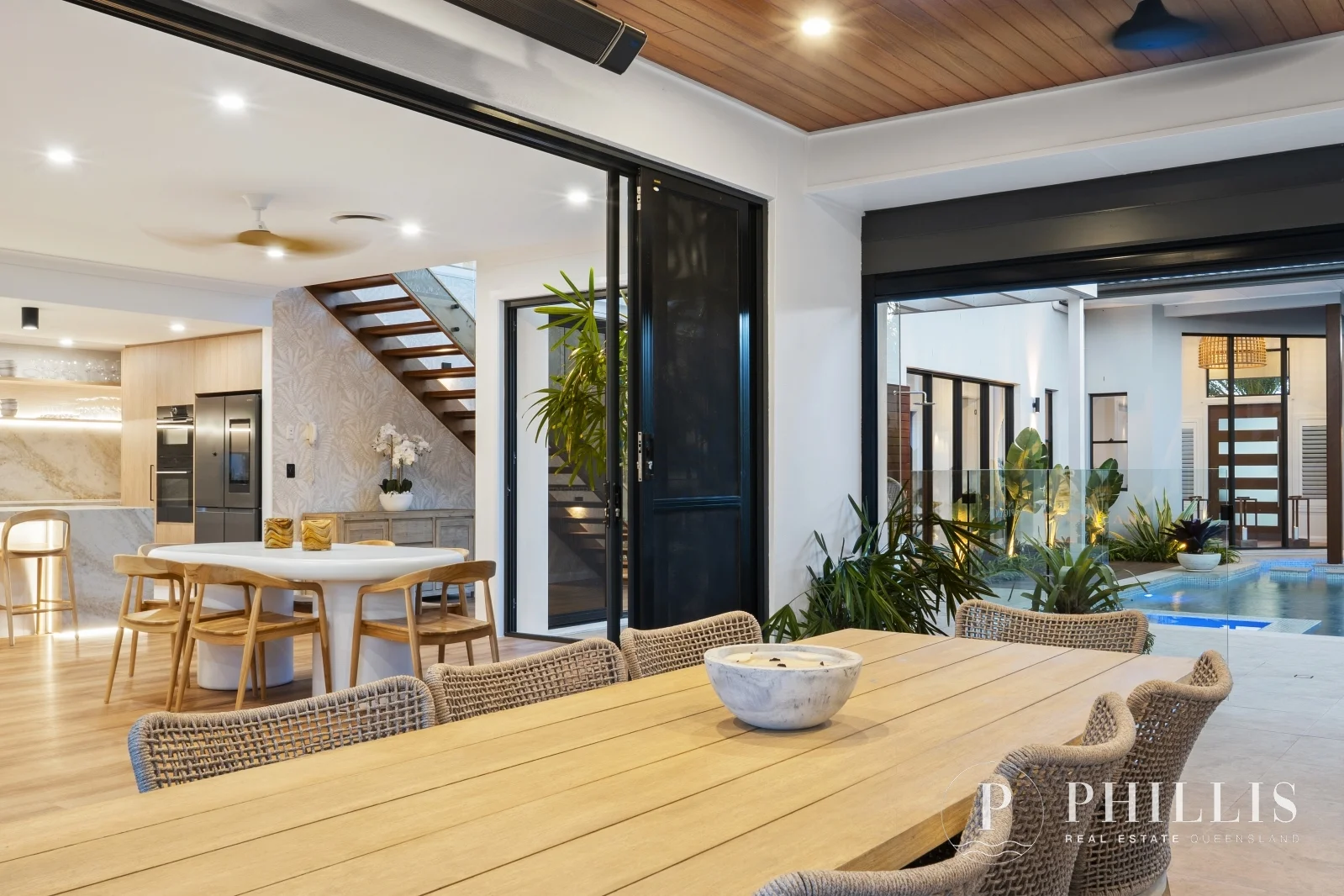 Additional image 4 of 2566 Cressbrook Drive, Hope Island QLD 4212