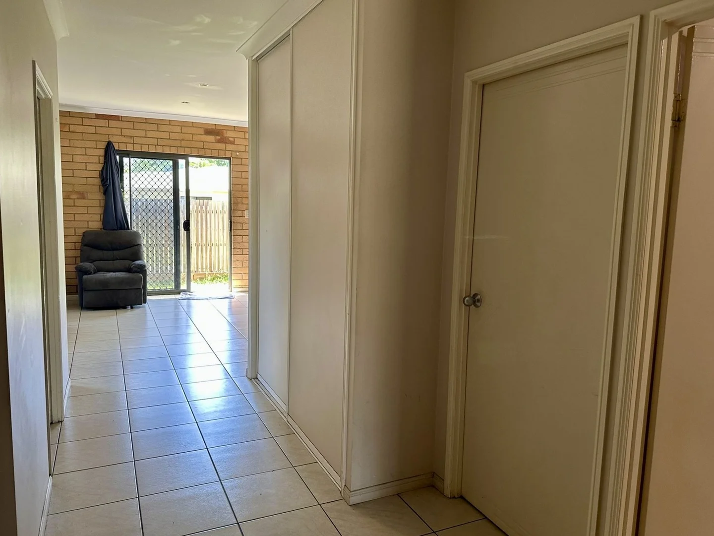 Additional image 3 of 1/14 MILLS Avenue, Moranbah QLD 4744