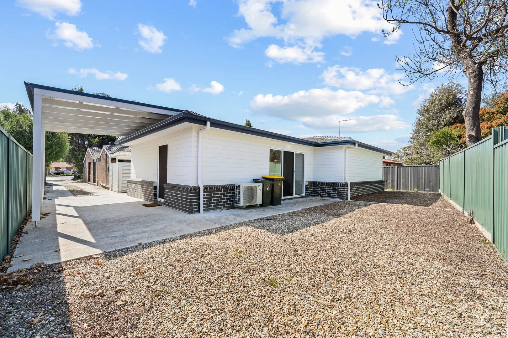 Additional image 11 of 186 Ellerston Avenue, Isabella Plains ACT 2905