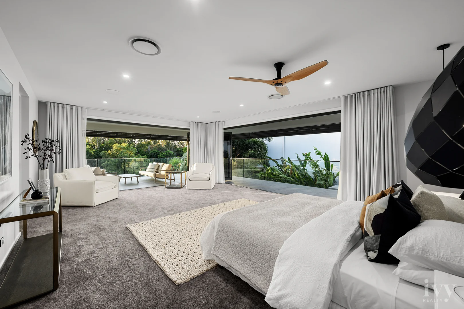 Additional image 15 of 2515 Cressbrook Drive, Hope Island QLD 4212