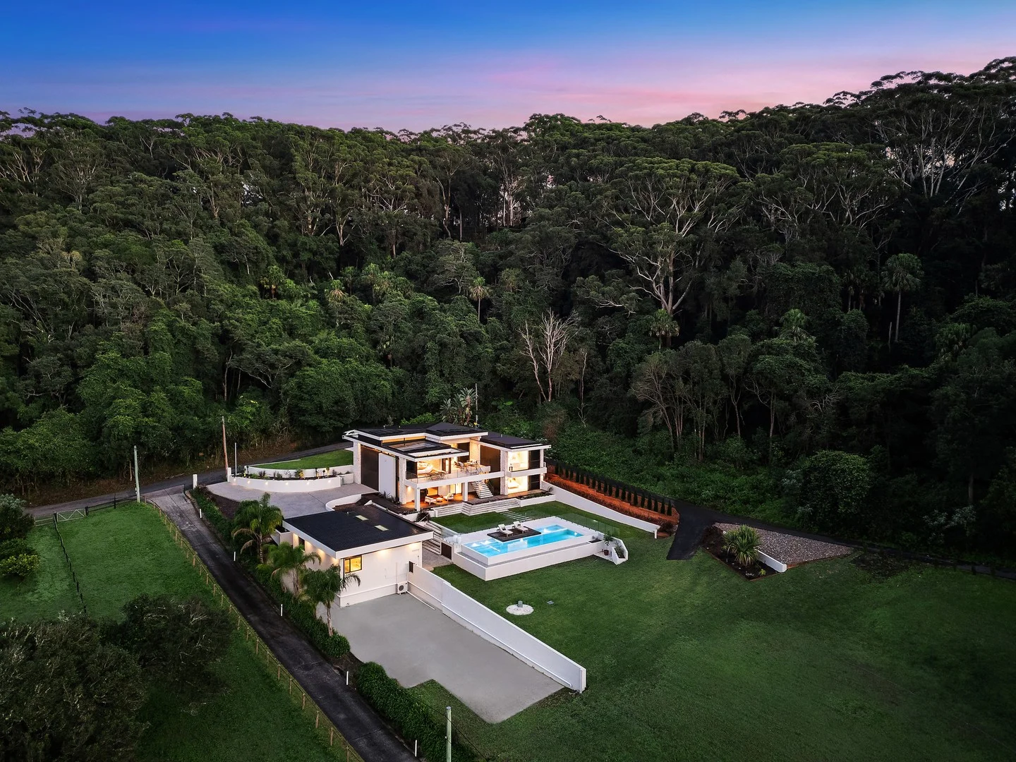 90 Brush Road, Wamberal NSW 2260