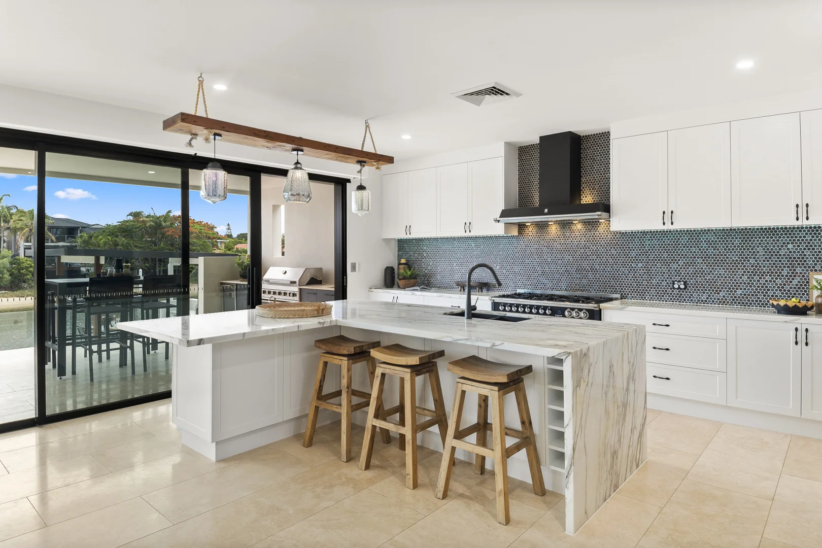 Additional image 8 of 11 Gretel Drive, Mermaid Waters QLD 4218