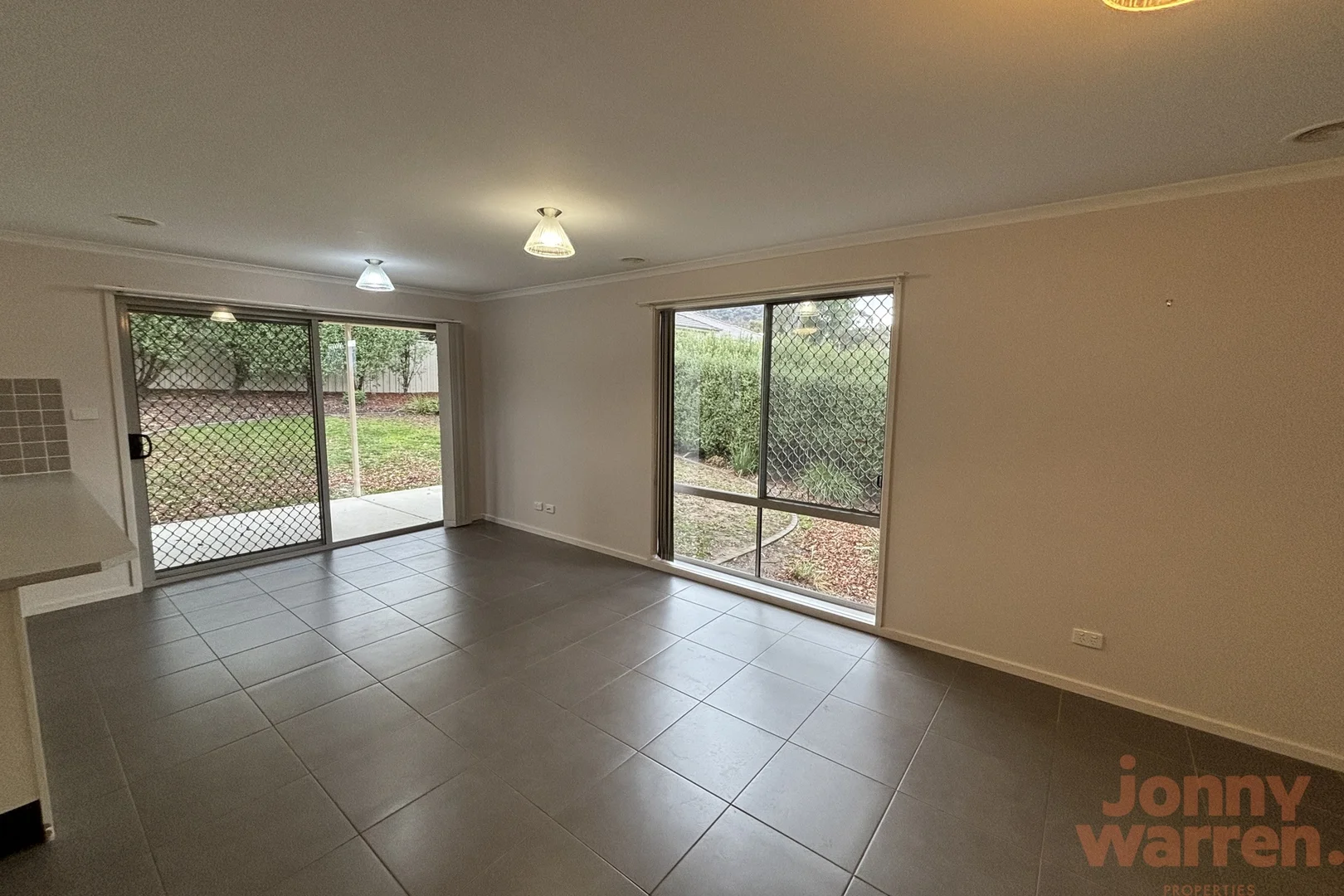 Additional image 3 of Conder ACT 2906