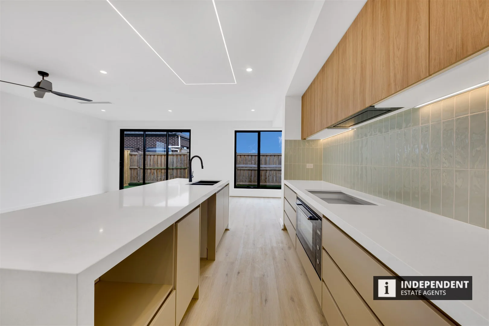 Additional image 6 of 118 Aristides Crescent, Thornhill Park VIC 3335