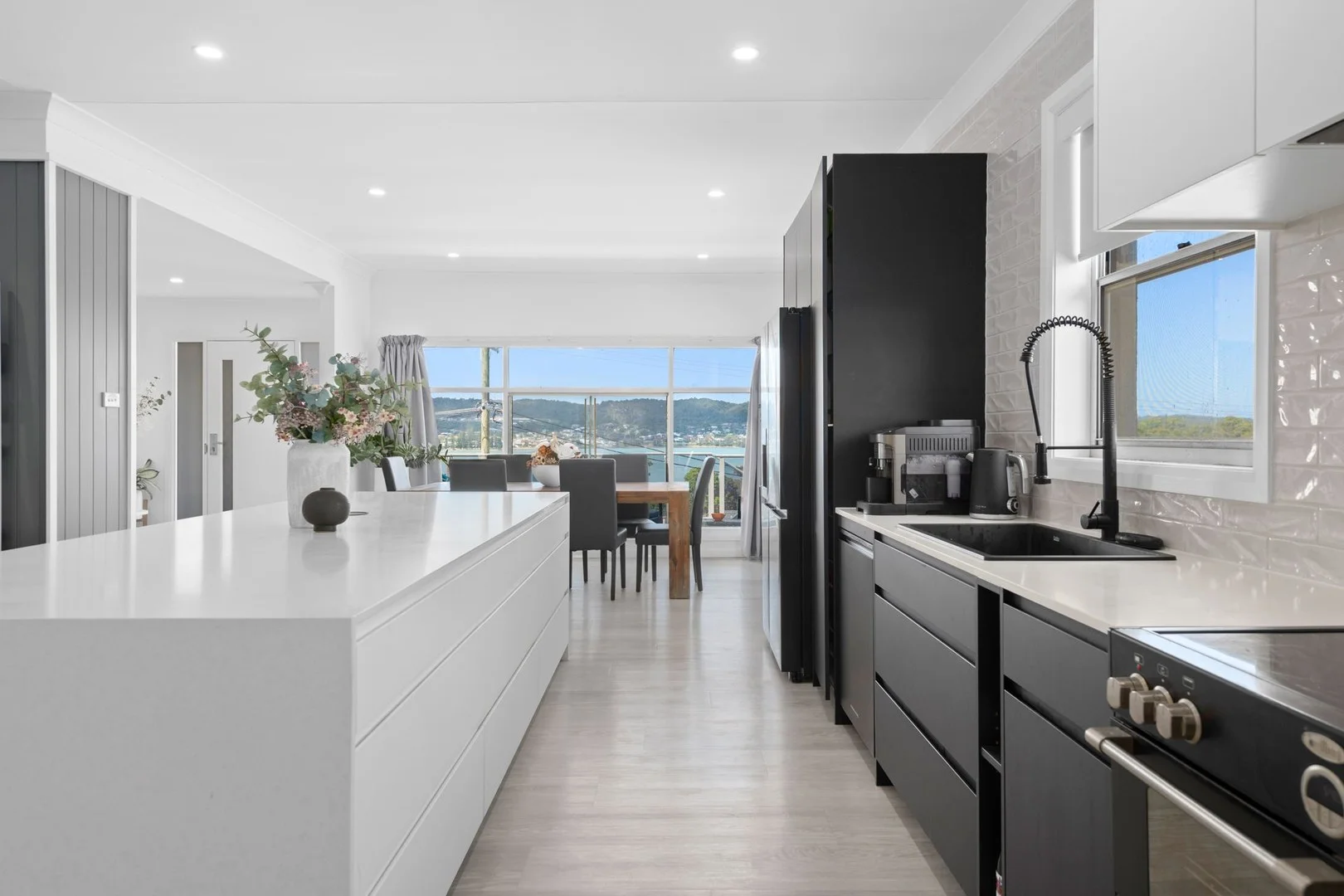 11 Marmong Street, Booragul NSW 2284