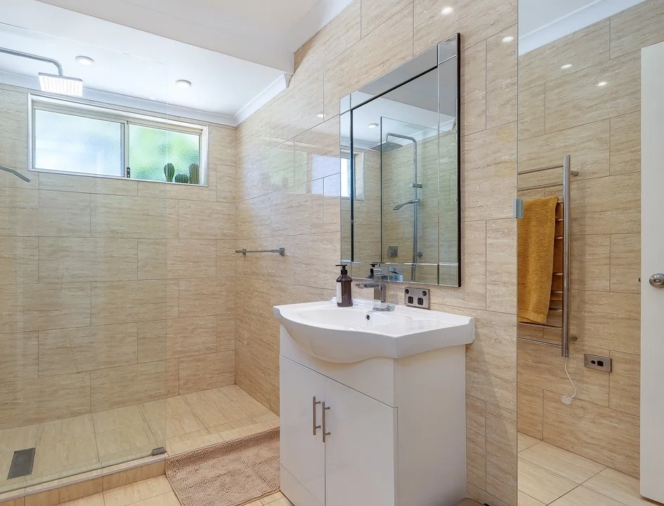 Additional image 15 of 3 Chatham Pass, Carramar WA 6031