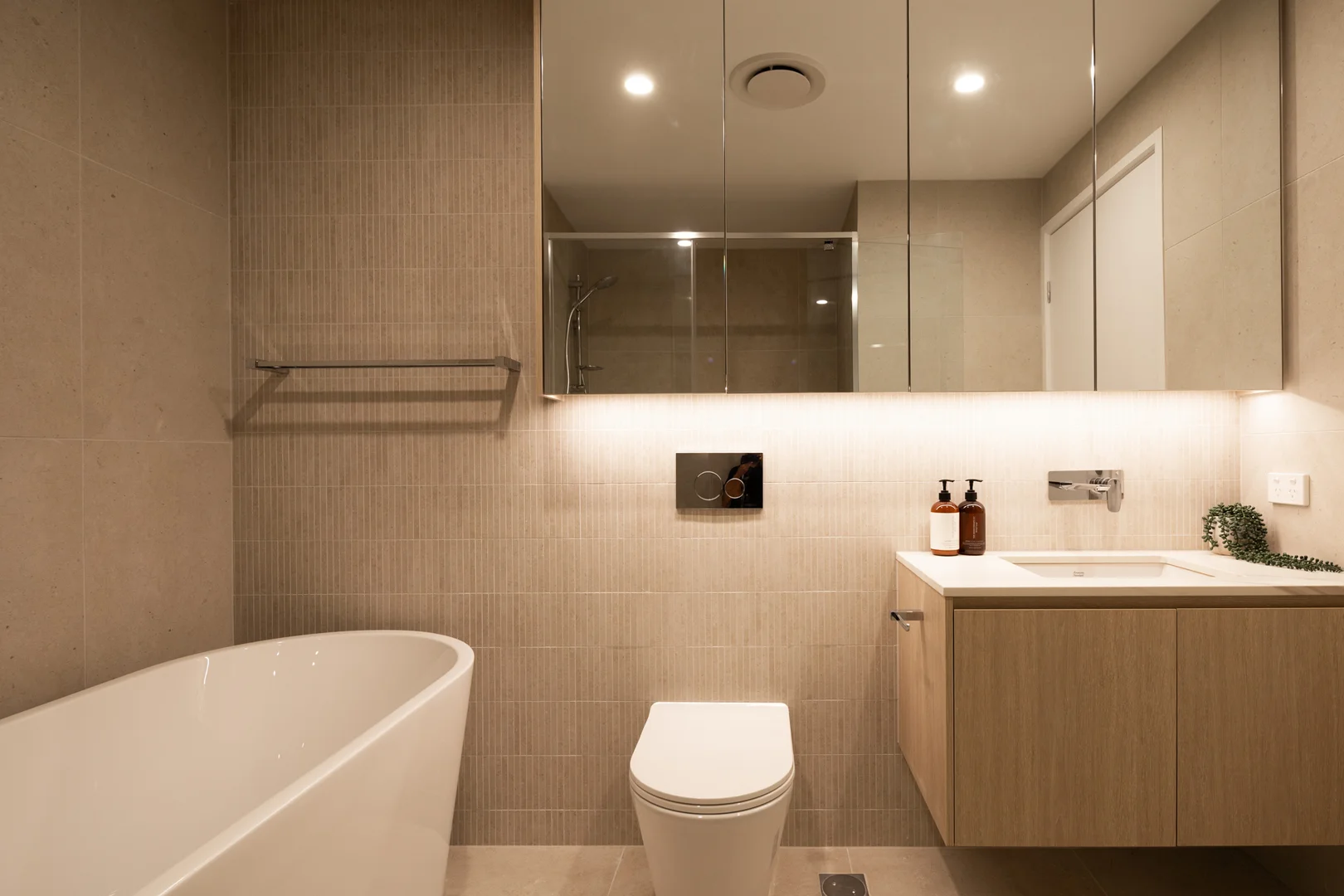 Additional image 11 of 2205/41 Sorrento Street, Wynnum QLD 4178