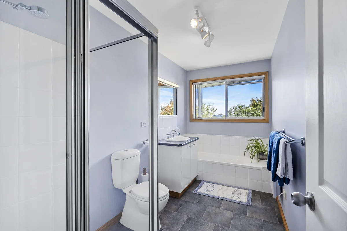 Additional image 20 of 15 Tahune Crescent, Blackmans Bay TAS 7052