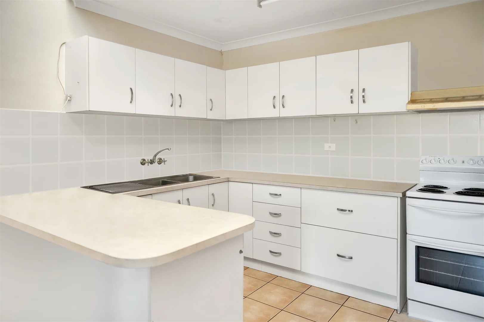 Additional image 3 of 4/16 Kent Street, West Gladstone QLD 4680
