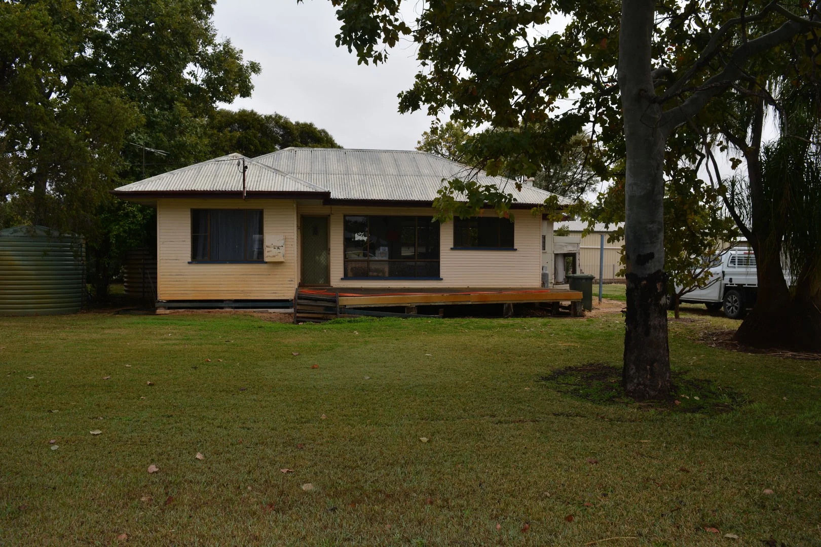 3 Edward Street, Tambo QLD 4478