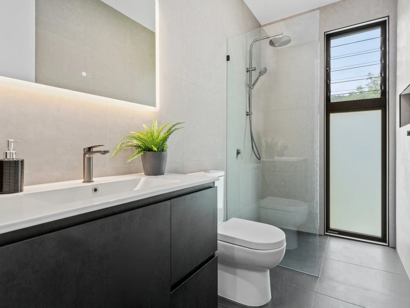 Additional image 21 of 9 Uplands Court, Tallai QLD 4213