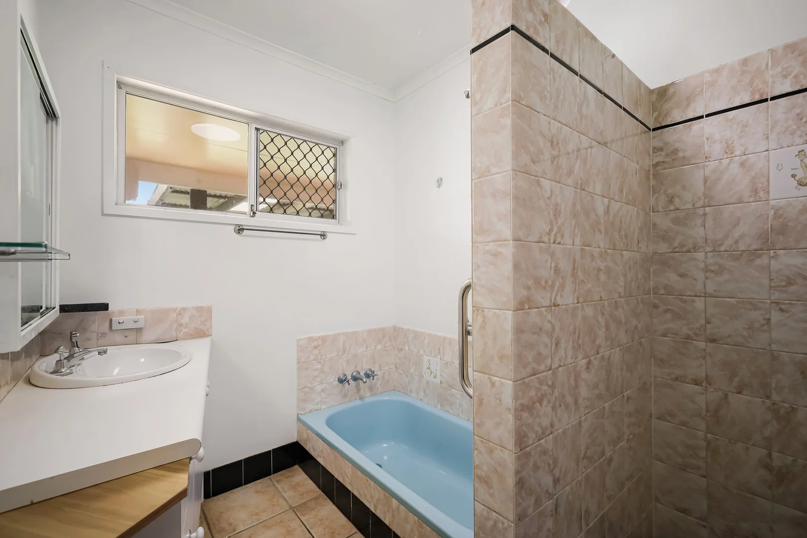 Additional image 13 of 102 Rio Vista Boulevard, Broadbeach Waters QLD 4218