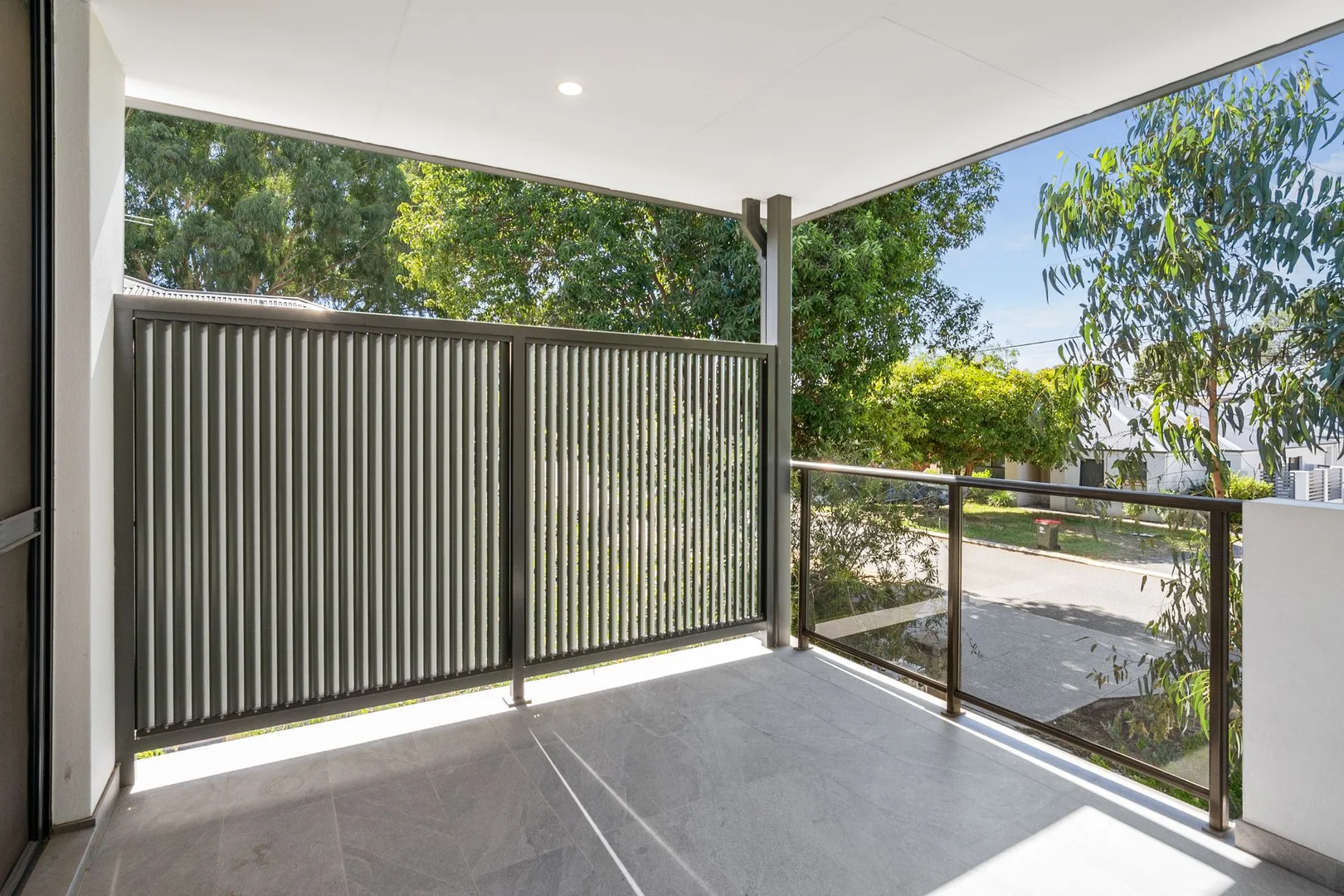 Additional image 25 of 2/174 Leake Street, Belmont WA 6104