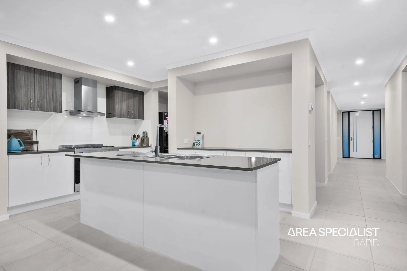 Additional image 5 of 270 Saint Germain Boulevard, Clyde North VIC 3978