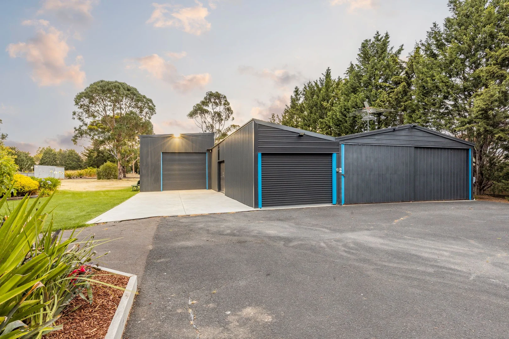 Additional image 13 of 8 Kestrel Crescent, Mount Duneed VIC 3217