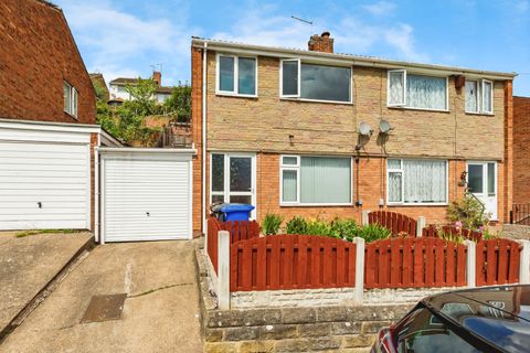 Sandstone Drive, Sheffield, South Yorkshire S9