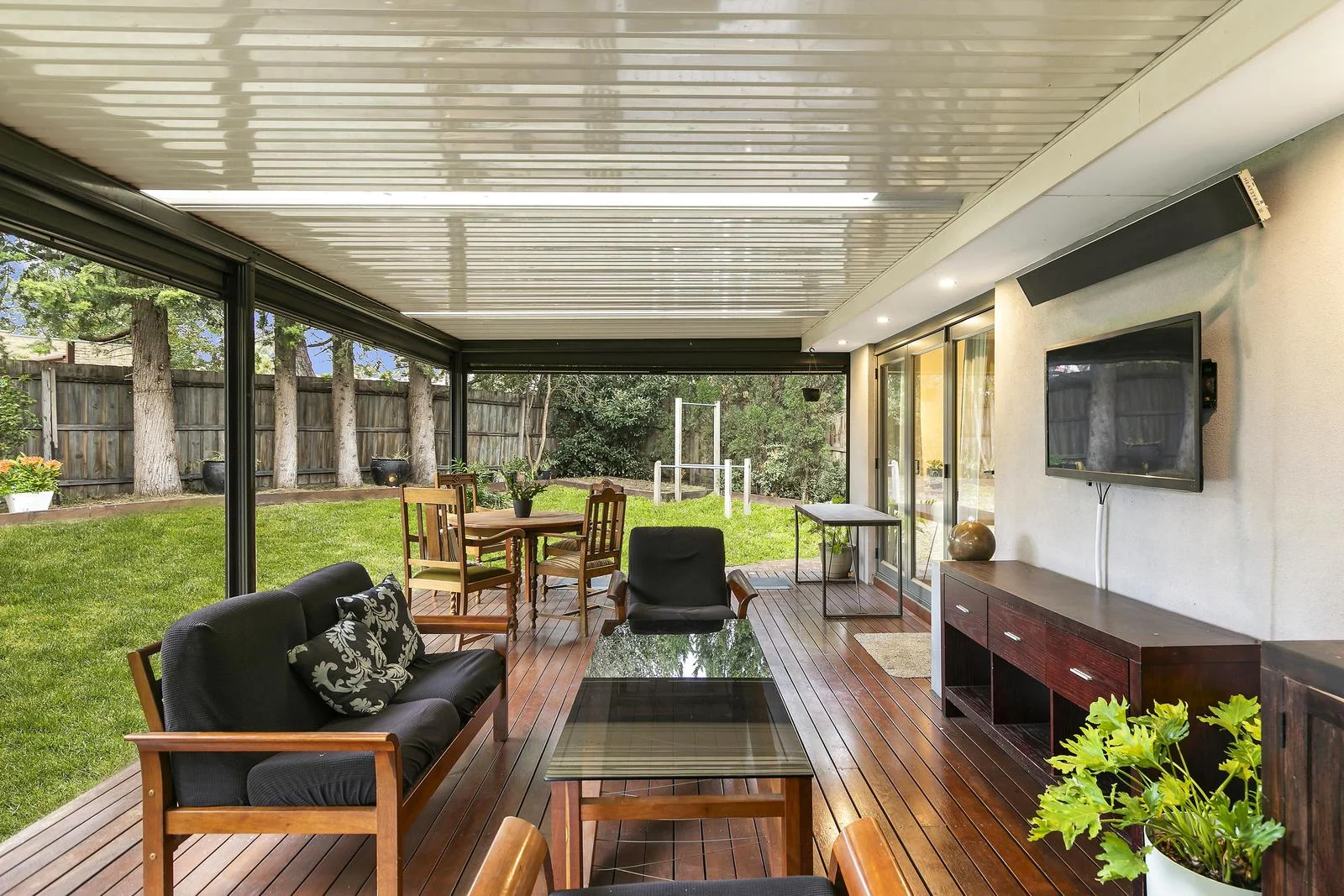 Additional image 5 of 14 Westmere Place, Viewbank VIC 3084