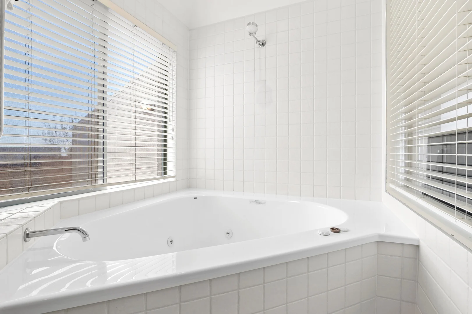 Additional image 6 of E322/148-174 Mountjoy Parade, Lorne VIC 3232