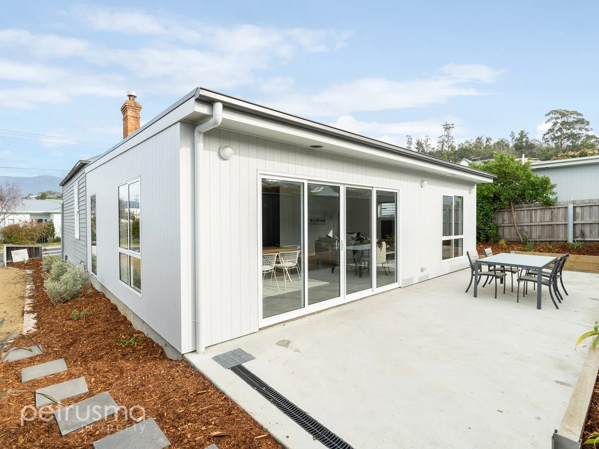 Additional image 19 of 15 Nelumie Street, Lindisfarne TAS 7015