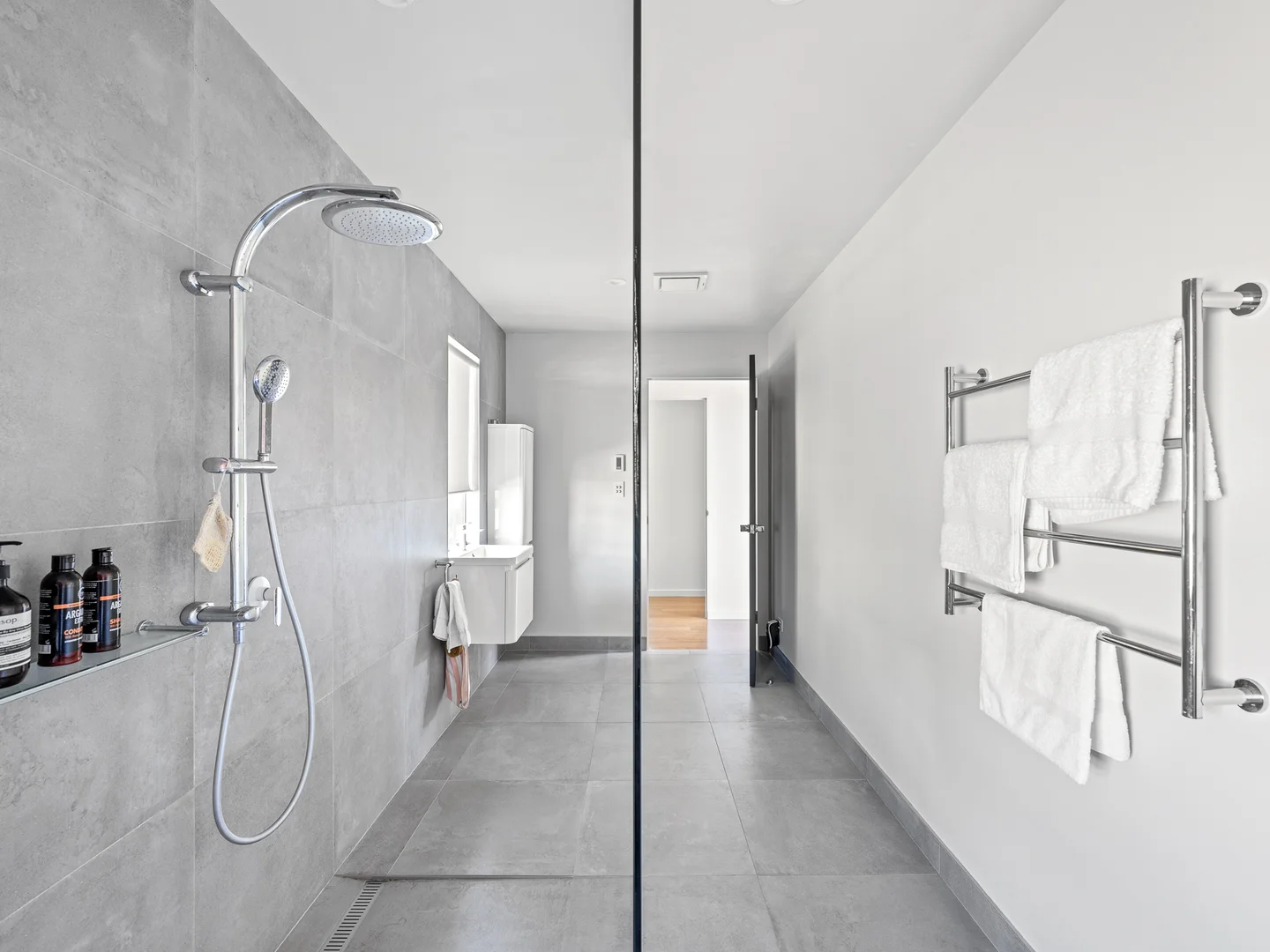 Additional image 24 of 313-315 Tasman Highway, Beaumaris TAS 7215