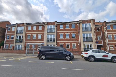 Victoria Park, Valley Road, Meersbrook S8