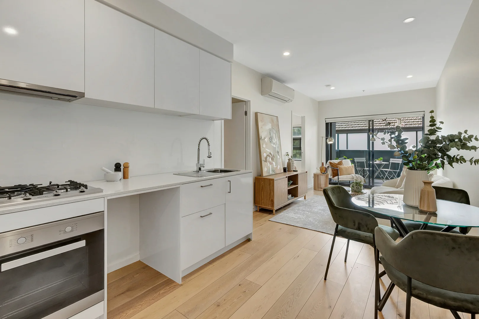 Additional image 4 of 206/849 Burwood Road, Hawthorn East VIC 3123